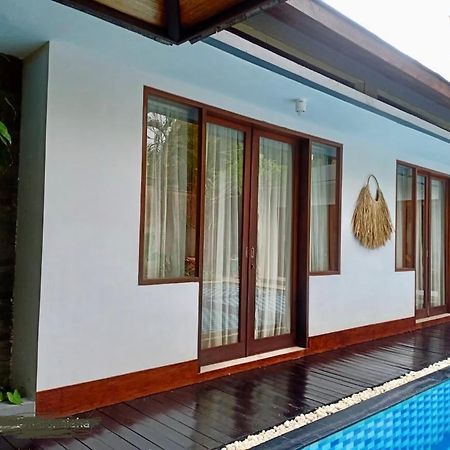 Villa Travis Seminyak Esterno foto