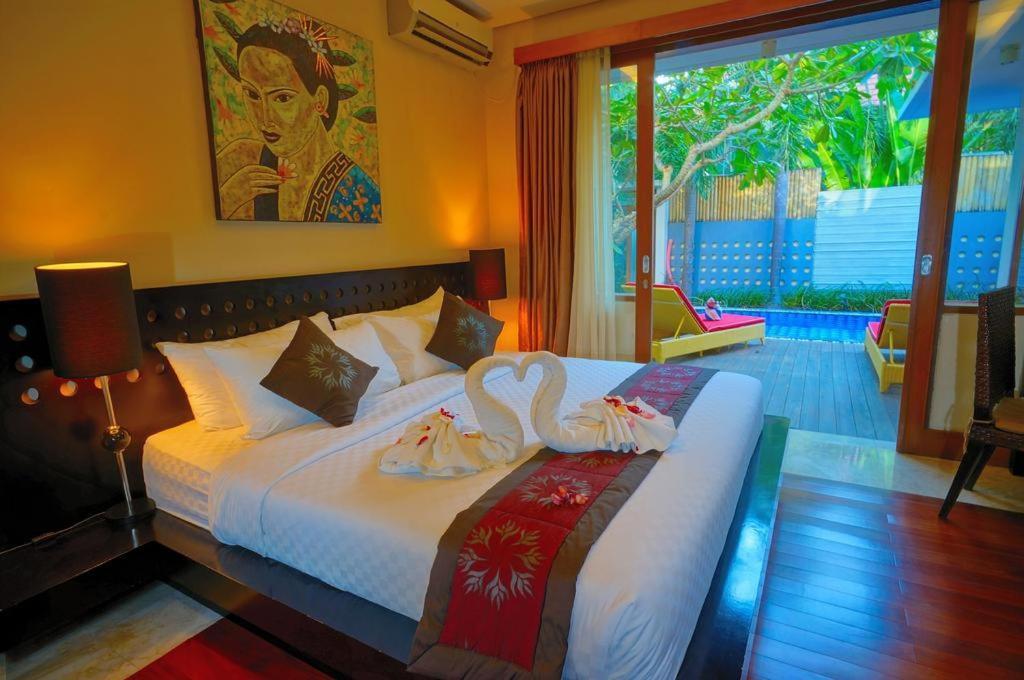 Villa Travis Seminyak Esterno foto