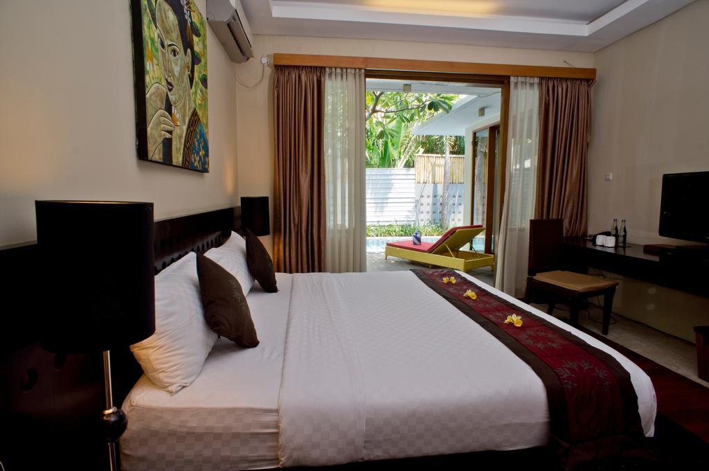 Villa Travis Seminyak Esterno foto